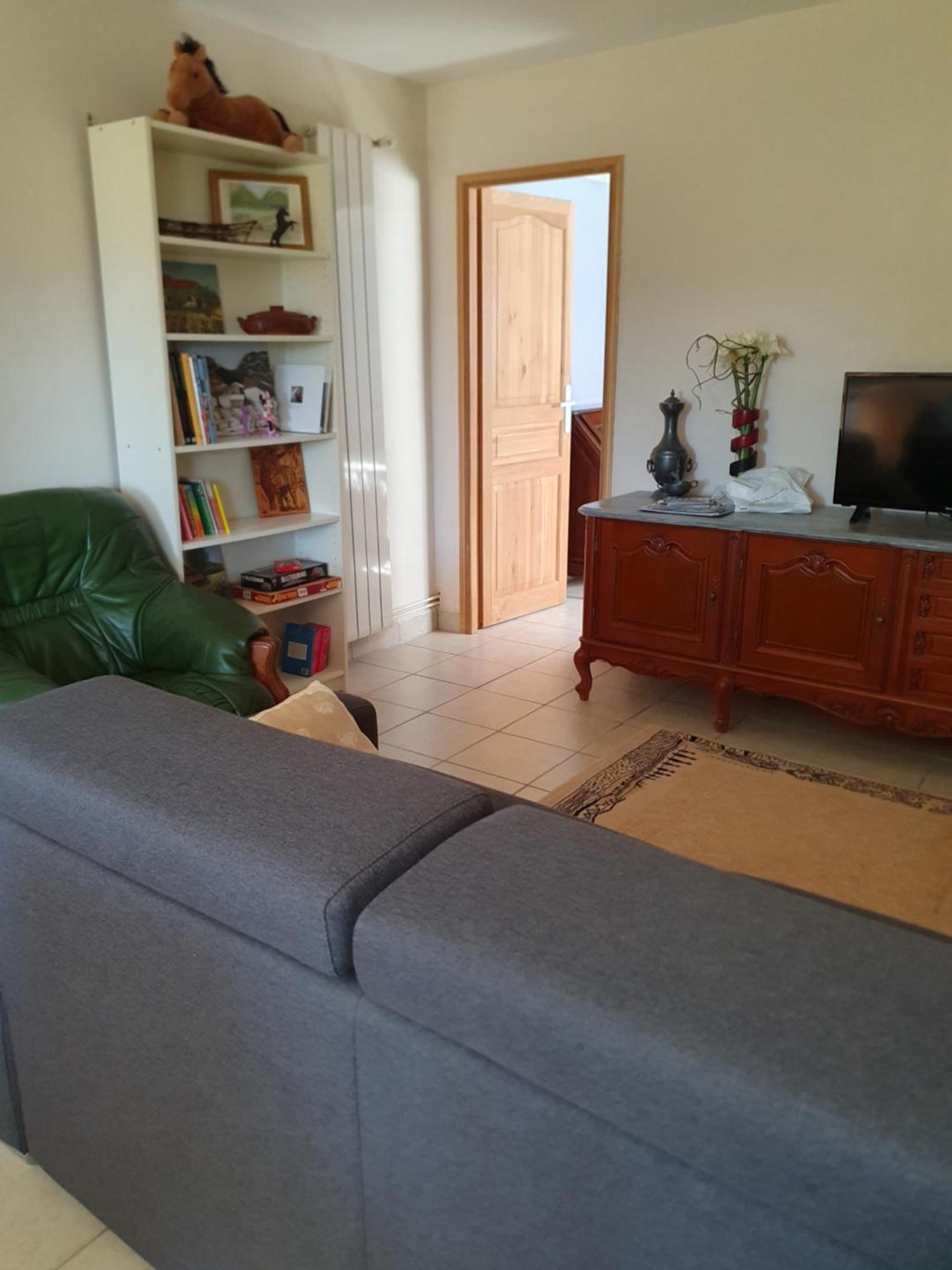 Appartement T2 Bas De Villa Avec Jardinet Au Calme Proche Mer ラ・セーヌ・シュル・メール エクステリア 写真