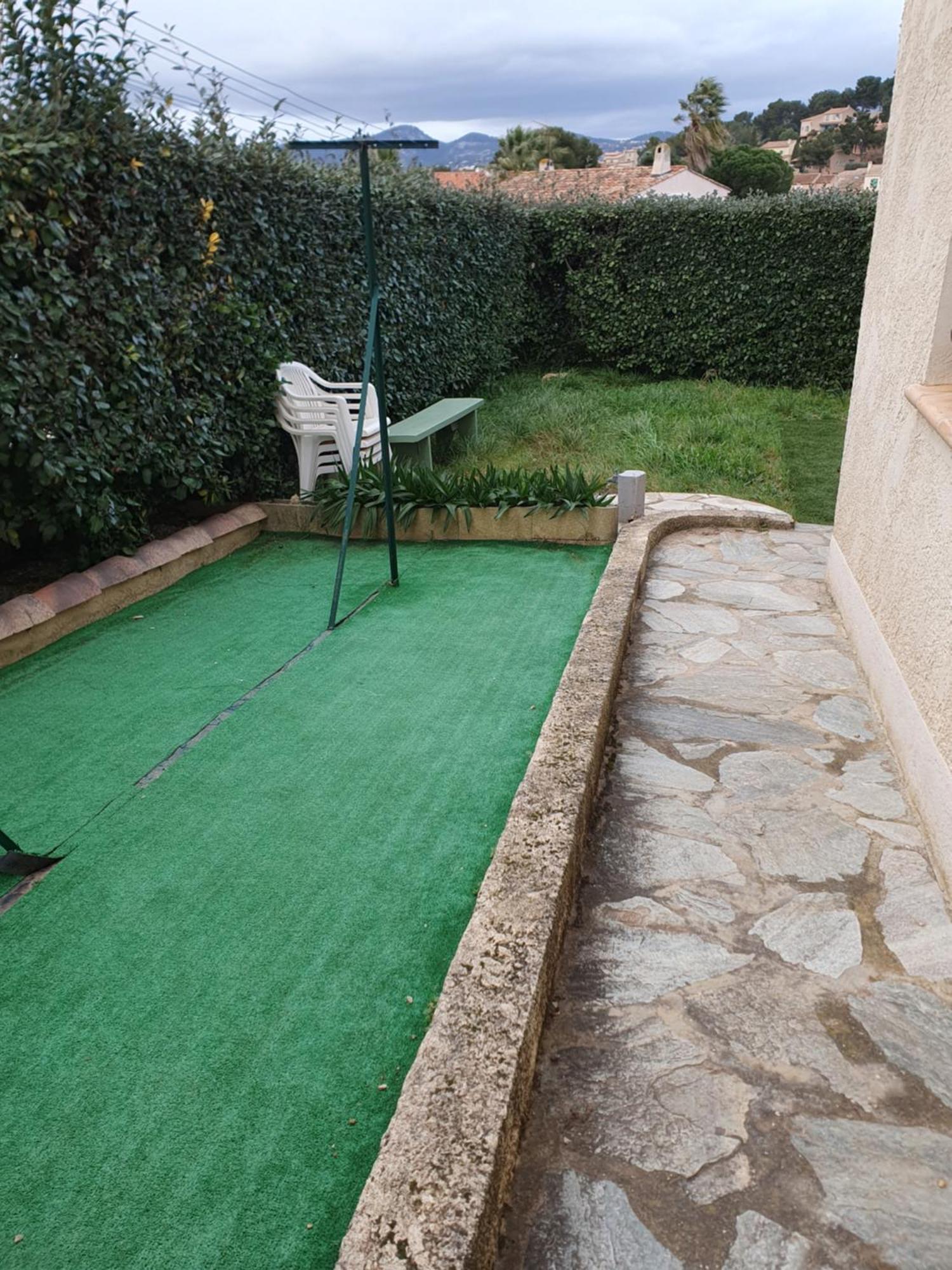Appartement T2 Bas De Villa Avec Jardinet Au Calme Proche Mer ラ・セーヌ・シュル・メール エクステリア 写真